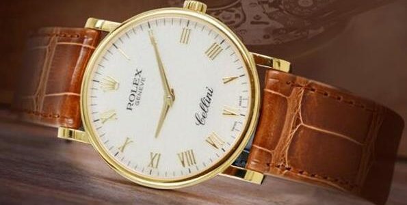 The 18ct gold fake watches have silvery dials.