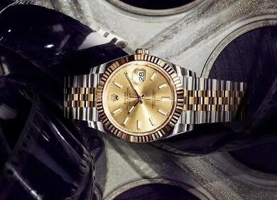 The gold and steel Datejust looks luxurious.