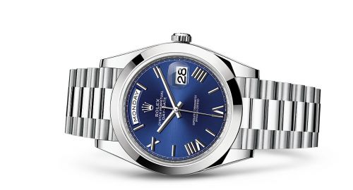 The male replica watch is made from platinum.